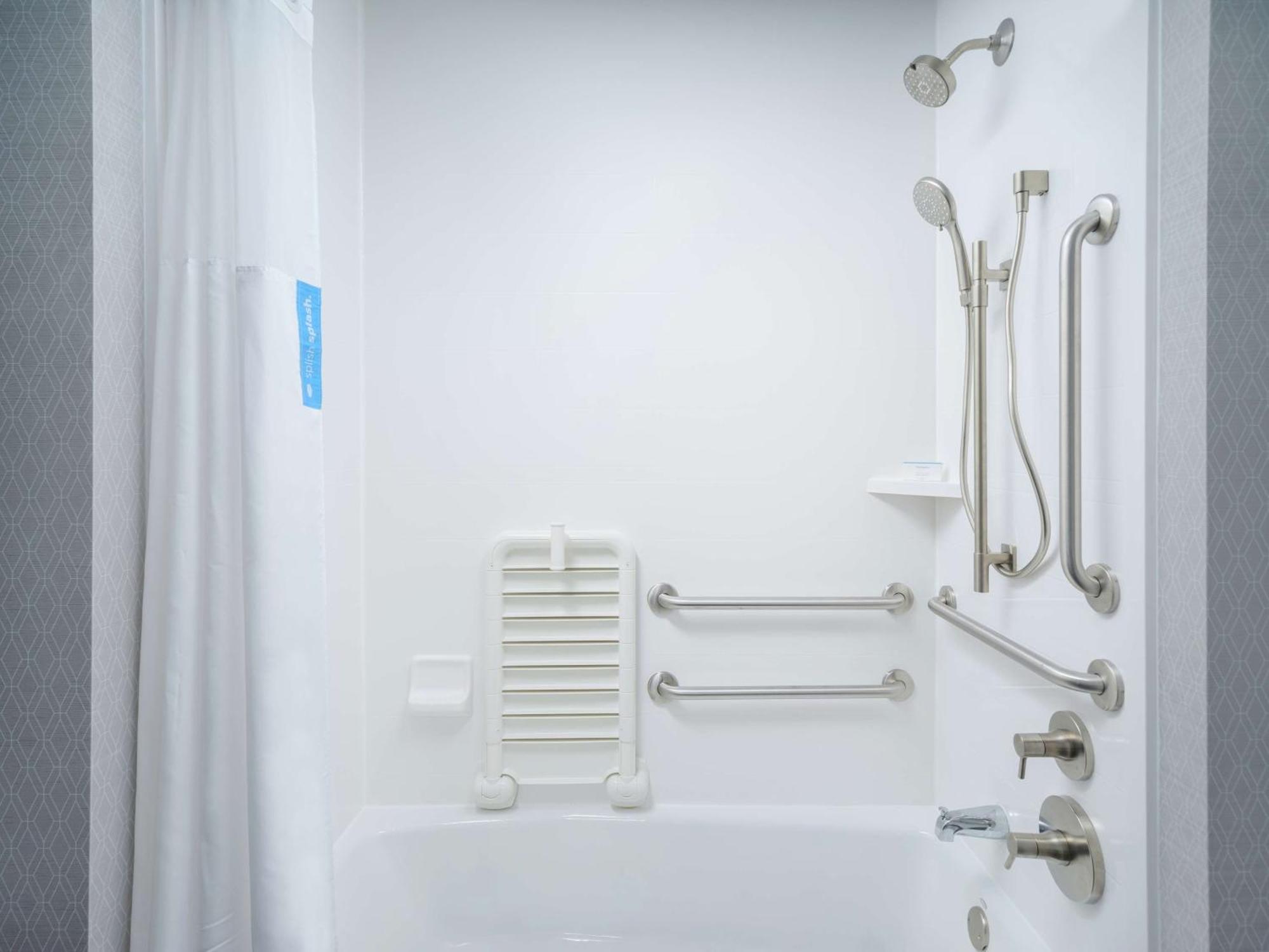 Hampton Inn & Suites Atlanta Decatur/Emory מראה חיצוני תמונה